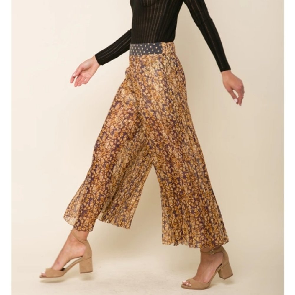 RAGA, Gold printed pants, L